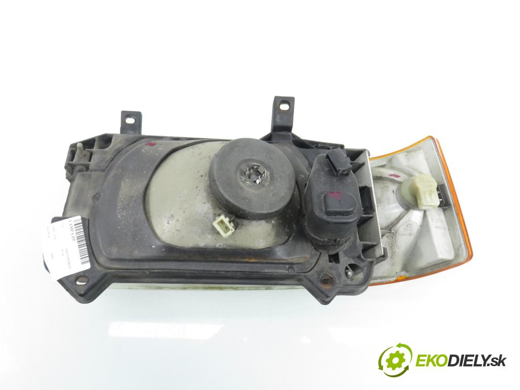 VW TRANSPORTER IV Skrzynia (70XA) FURGON 1997 55,00 2.4 D - AJA 2370,00 Svetlo PP