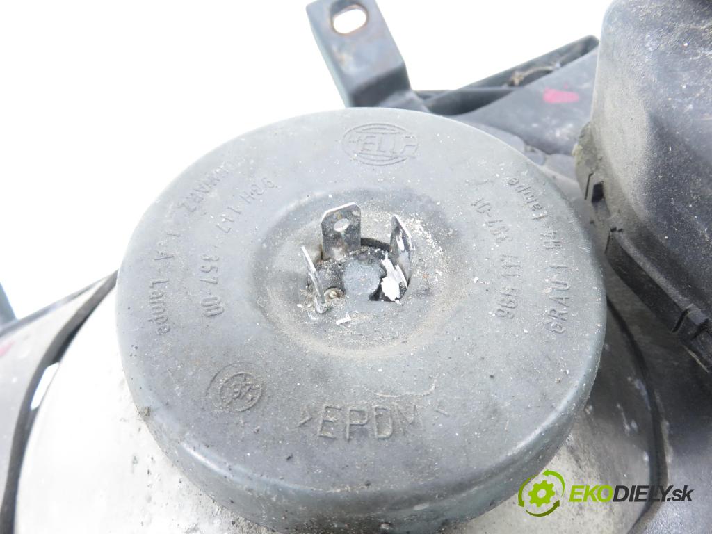 VW TRANSPORTER IV Skrzynia (70XA) FURGON 1997 55,00 2.4 D - AJA 2370,00 Svetlo PP