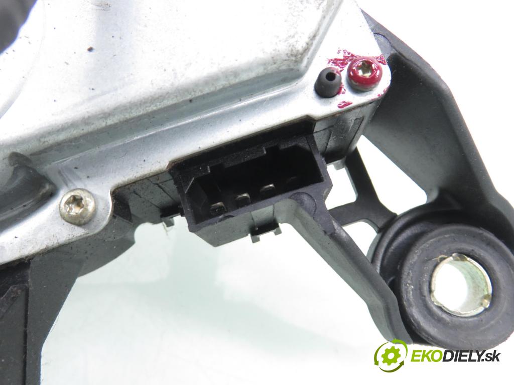 SKODA FABIA I (6Y2) HB 2001 44,00 1.4 MPi 60 - AZE 1397,00 Motorček stierače zadné 1J6955711C ; 404425