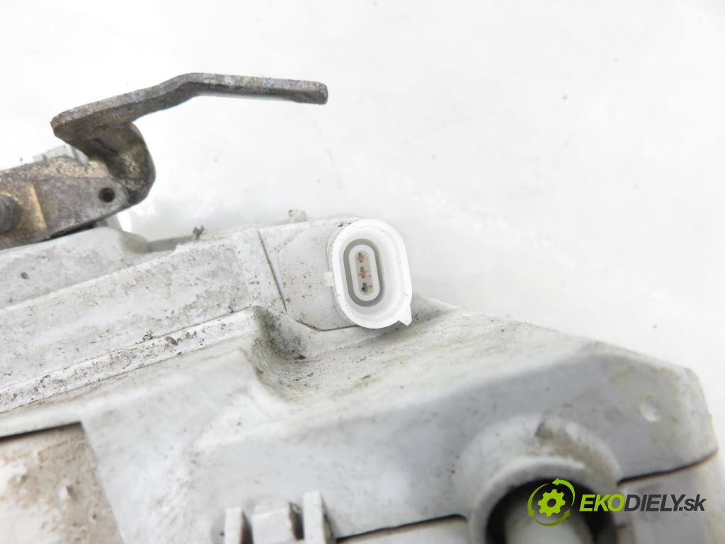 VW SHARAN (7M8, 7M9, 7M6) MINIVAN 1998 81,00 1.9 TDI 110 - AFN 1896,00 zámok 93BG220A20DD