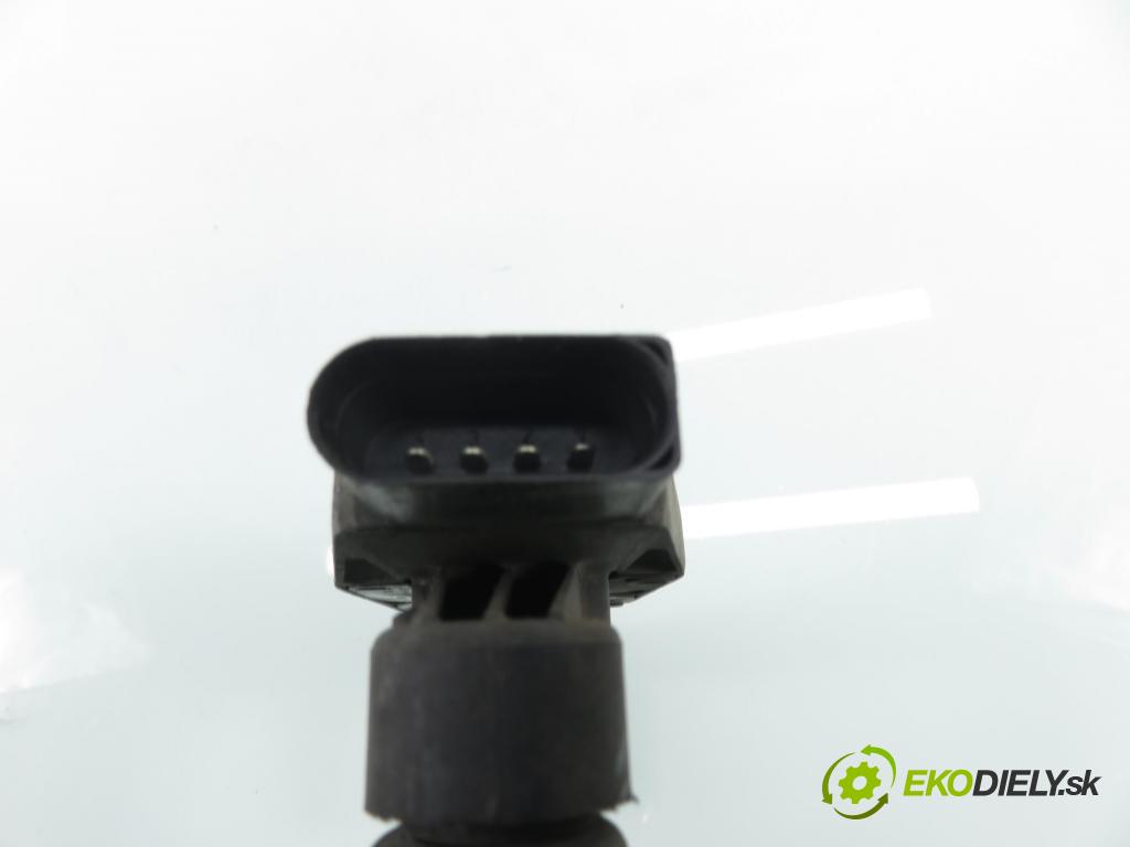SKODA FABIA I (6Y2) HB 2001 44,00 1.4 MPi 60 - AZE 1397,00 Cievka zapaľovacia 047905104B