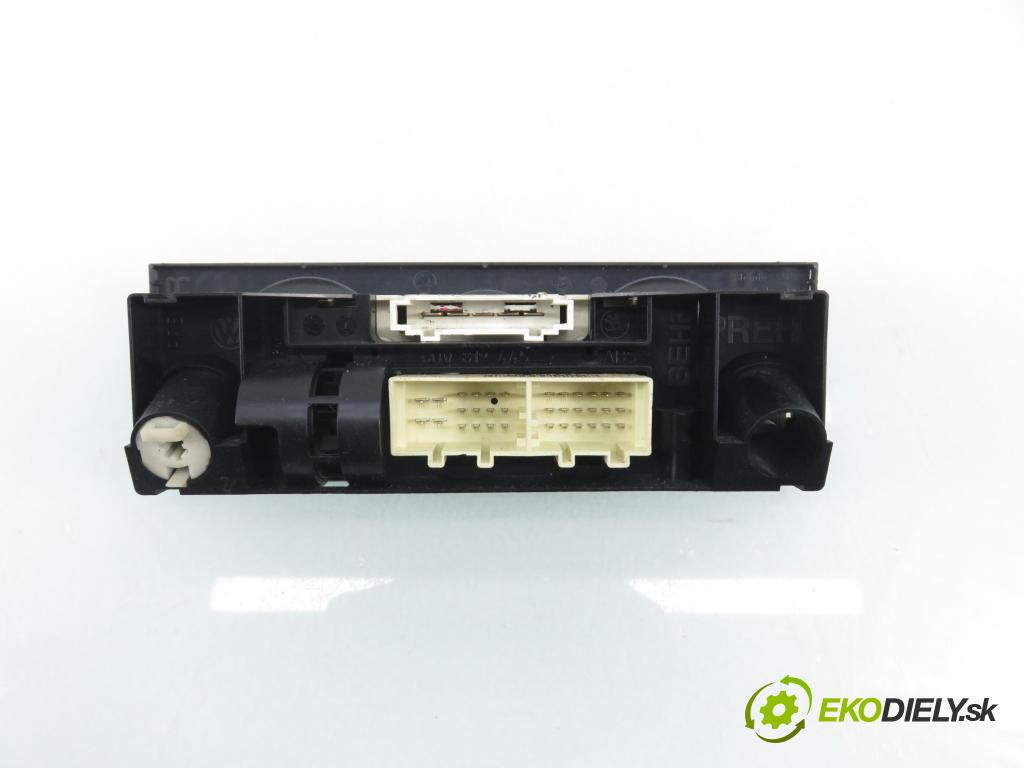 SKODA FABIA I (6Y2) HB 2001 44,00 1.4 - AZF 1397,00 Panel topení KLIMATIZACE: 6Y0820045B