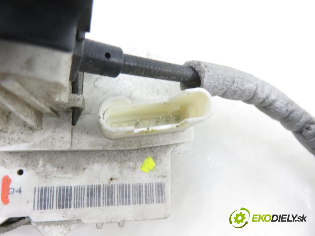 MERCEDES-BENZ KLASA B Sports Tourer (W245) MINIVAN 2006 85,00 B 170 (245.232) - M 266.940 1699,00 zámok 1697302135