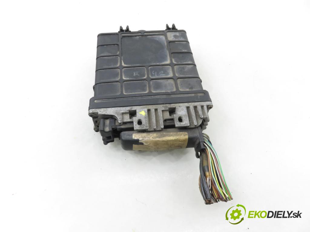 VW PASSAT B3/B4 Variant (3A5, 35I) KOMBI 1994 66,00 1.9 TDI - 1Z 1896,00 Riadiaca jednotka Motor 028906021C ; 0281001170