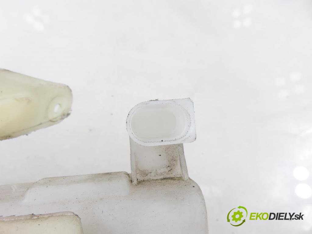 FORD S-MAX (WA6) MINIVAN 2014 120,00 2.0 TDCi - TXWA 1997,00 Nádržka ostrekovačov AG9112A659AC (Kľučka dverí ostatné)