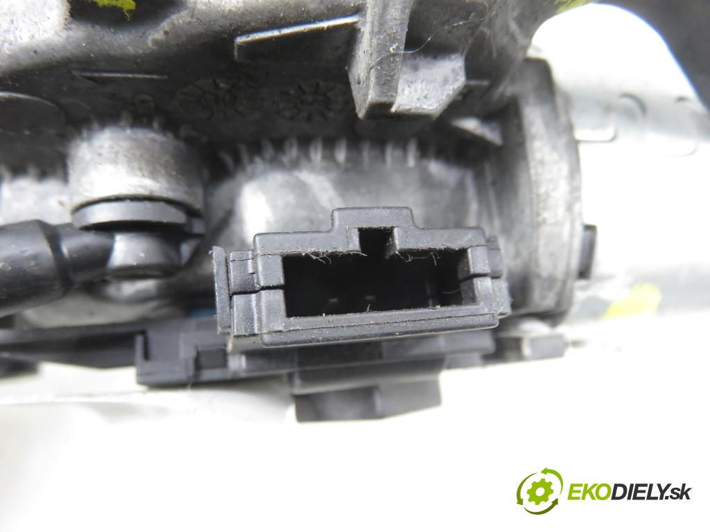 MERCEDES-BENZ KLASA B Sports Tourer (W245) MINIVAN 2006 85,00 B 170 (245.232) - M 266.940 1699,00 Motorček stierače zadné