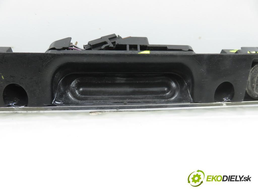 MERCEDES-BENZ KLASA B Sports Tourer (W245) MINIVAN 2006 85,00 B 170 (245.232) - M 266.940 1699,00 Zadné čelo dverí kufor