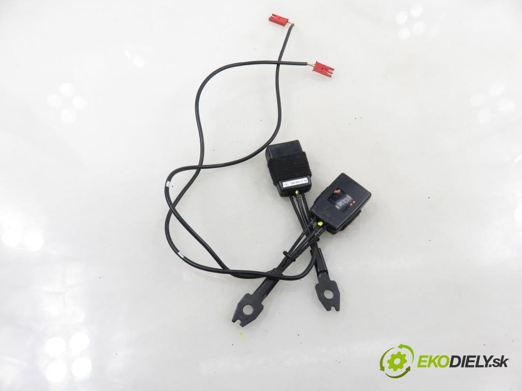 MERCEDES-BENZ KLASA B Sports Tourer (W245) MINIVAN 2006 85,00 B 170 (245.232) - M 266.940 1699,00 zapínače pásov predný 1698601769 ; 602912400F