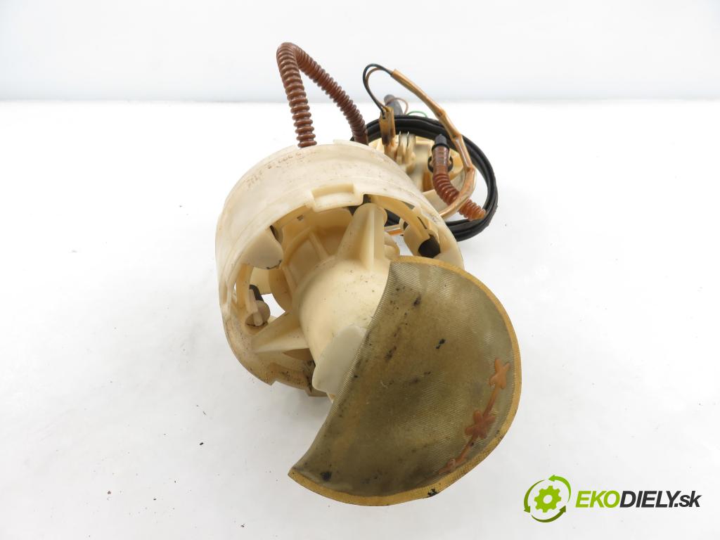 AUDI A4 (8D2, B5) SEDAN 1997 92,00 1.8 - ADR 1781,00 Pumpa paliva 8D0201319