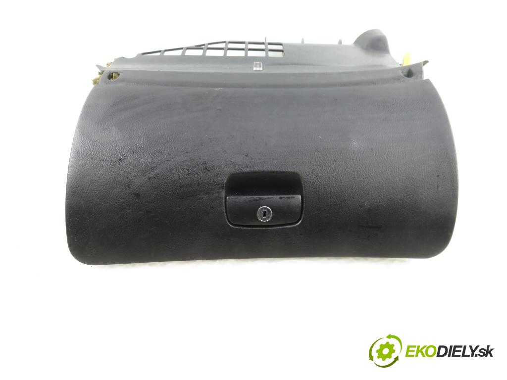 VW PASSAT B5 (3B2) SEDAN 1997 92,00 1.8 20V 125 - ADR 1781,00 Priehradka, kastlík 3B1857101