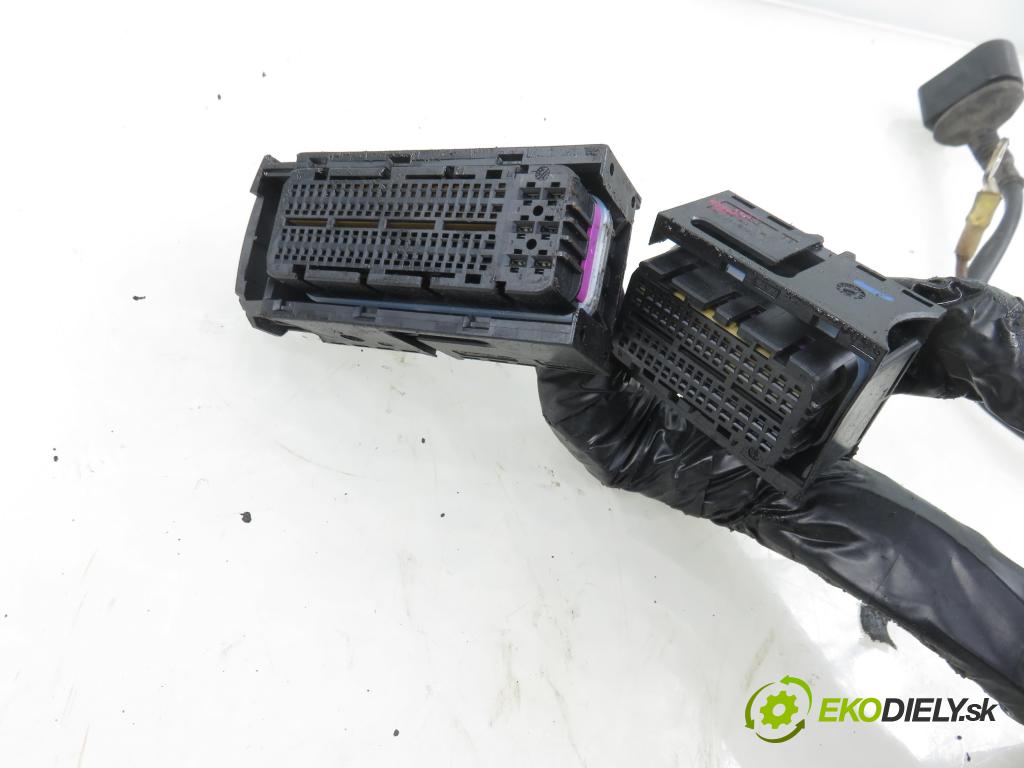 AUDI Q5 (8R) SUV 2010 176,00 3.0 TDI quattro - CCWA 2967,00 BALÍČEK: elektrická Motor