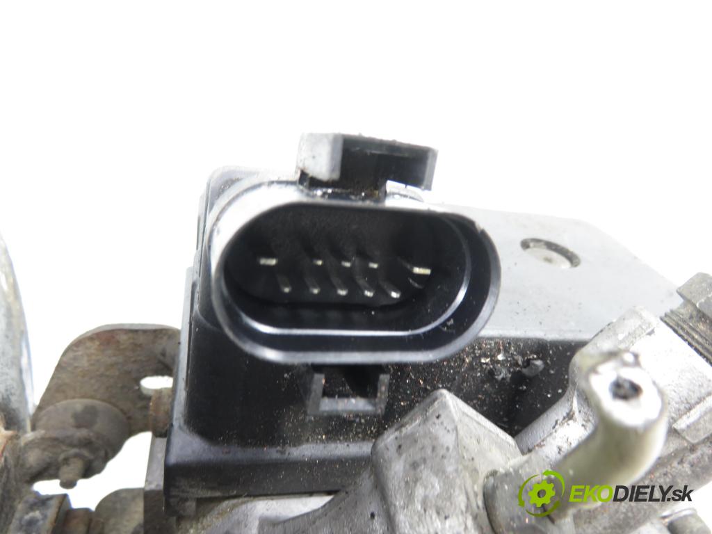 VW PASSAT B3/B4 Variant (3A5, 35I) KOMBI 1994 66,00 1.9 TDI - 1Z 1896,00 Posilovač 3A1614101 ; 1063631401 ; 10044707453 (Servočerpadlo)