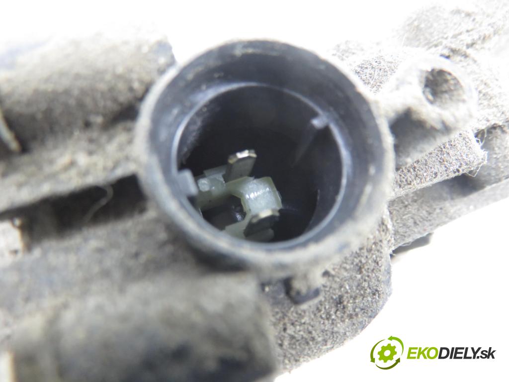 RENAULT ESPACE IV (JK0/1_) MINIVAN 2007 100,00 2.0 (JK09) - F4R 792 1998,00 Mechanizmus okien 8200485232