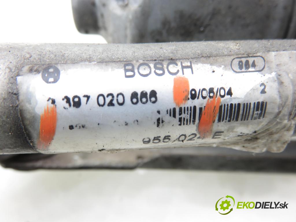 VW TOURAN (1T1, 1T2) MINIVAN 2004 74,00 1.9 TDI PD 100 - AVQ 1896,00 MECHANISMUS/ motorek stěračů 1T0955024E ; 0390241786