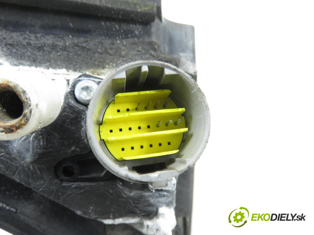 RENAULT ESPACE IV (JK0/1_) MINIVAN 2007 100,00 2.0 (JK09) - F4R 792 1998,00 Spätné zrkadlo