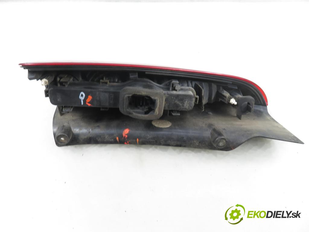 RENAULT ESPACE IV (JK0/1_) MINIVAN 2007 100,00 2.0 (JK09) - F4R 792 1998,00 světlo pravé zadní 8200394724