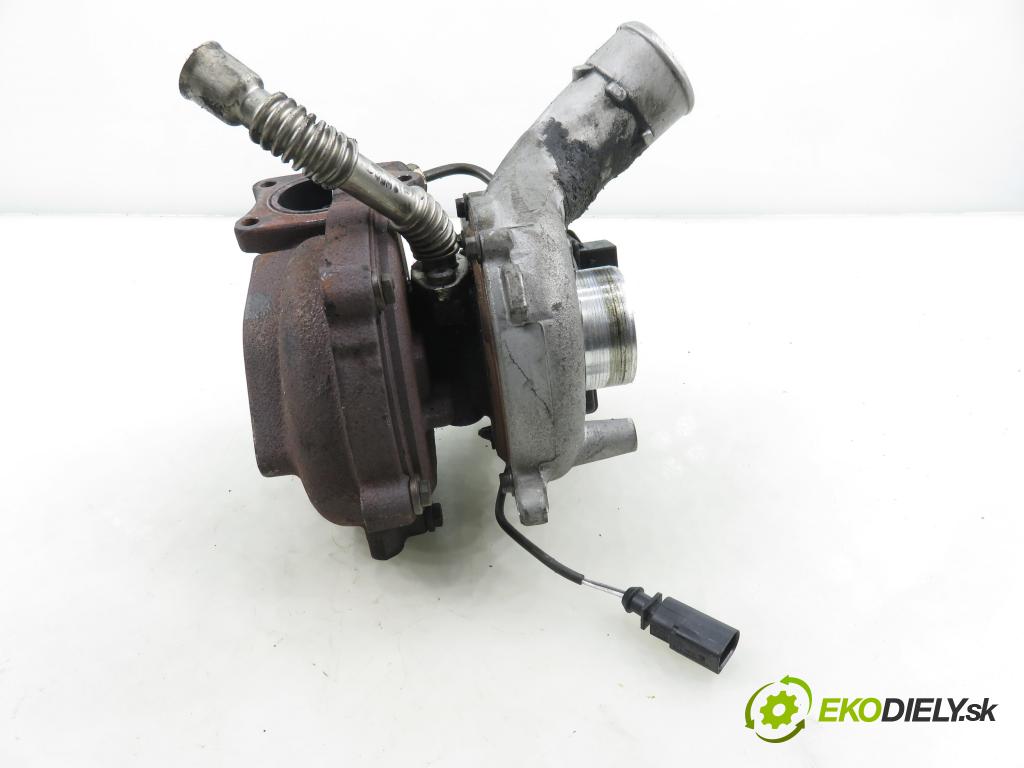 AUDI Q5 (8R) SUV 2010 176,00 3.0 TDI quattro - CCWA 2967,00 RYCHLONABÍJEČKA: 059145722S ; 6NW009550 ; 767649 (Kompletní turbodmychadlo)