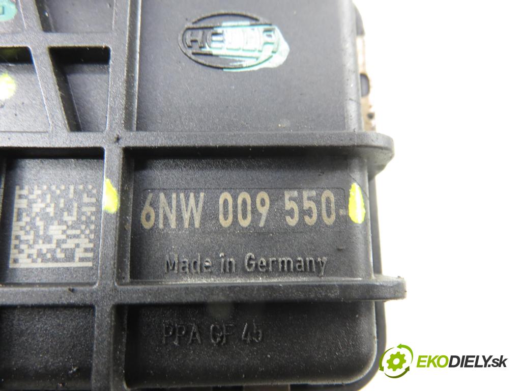 AUDI Q5 (8R) SUV 2010 176,00 3.0 TDI quattro - CCWA 2967,00 RYCHLONABÍJEČKA: 059145722S ; 6NW009550 ; 767649 (Kompletní turbodmychadlo)