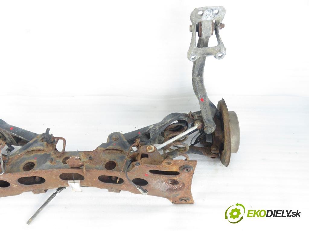 PEUGEOT 406 (8B) SEDAN 2001 66,00 2.0 HDI 90 - RHY (DW10TD) 1997,00 zadné