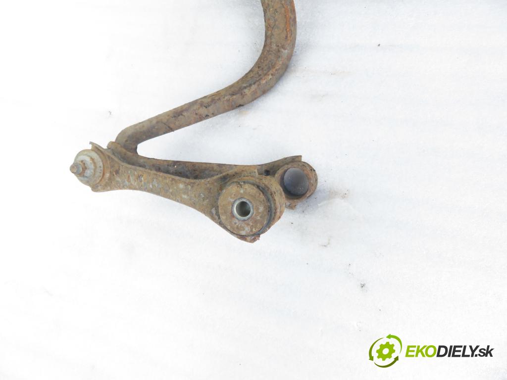 AUDI A4 (8D2, B5) SEDAN 1997 92,00 1.8 20V 125 quattro - ADR 1781,00 zadné