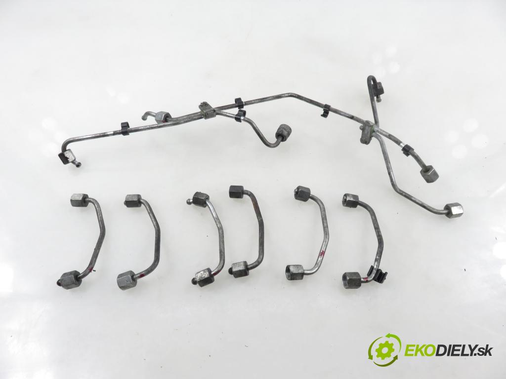 AUDI Q5 (8R) SUV 2010 176,00 3.0 TDI quattro - CCWA 2967,00 trubky VSTŘIKOVAČE: