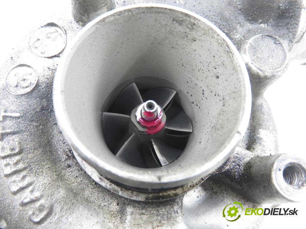 VW PASSAT B5.5 (3B3) SEDAN 2001 74,00 1.9 TDI PD 101 - AVB 1896,00 RYCHLONABÍJEČKA: 028145702R (Kompletní turbodmychadlo)