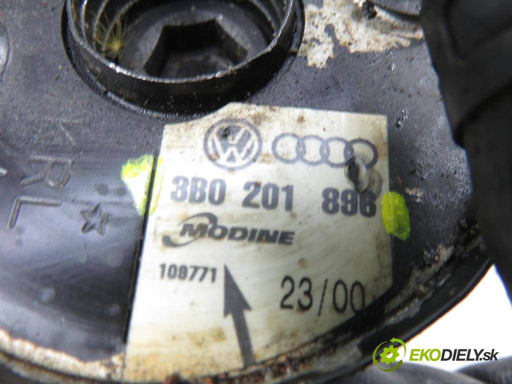 VW PASSAT B5.5 (3B3) SEDAN 2001 74,00 1.9 TDI PD 101 - AVB 1896,00 paliva 3B0201896