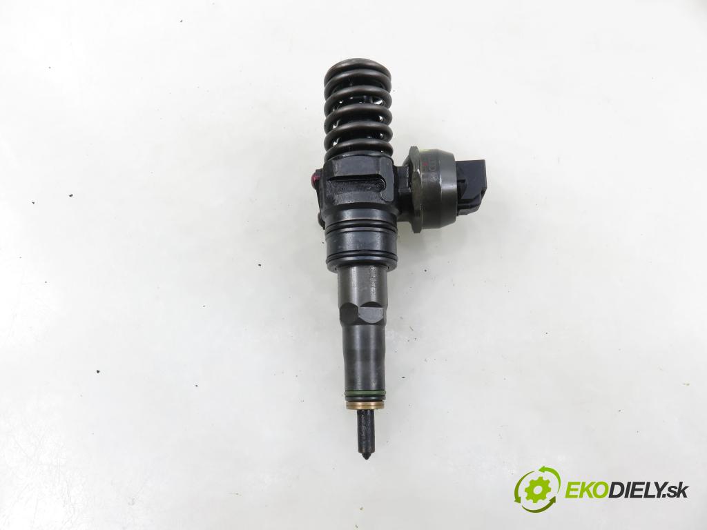 AUDI A4 Avant (8E5, B6) KOMBI 2003 96,00 1.9 TDI PD 130 - AVF 1896,00 vstříkovač 038130073BA ; 0414720216 (Vstřikovač paliva)
