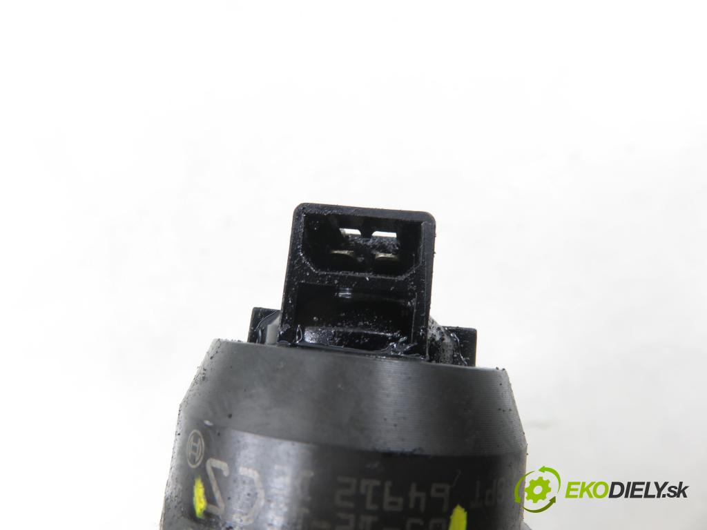 VW CADDY III Furgon (2KA, 2KH, 2CA, 2CH) FURGON 2006 77,00 1.9 TDI - BLS 1896,00 Vstrekovač 038130073BN ; 0414720313 (Vstrekovač paliva)