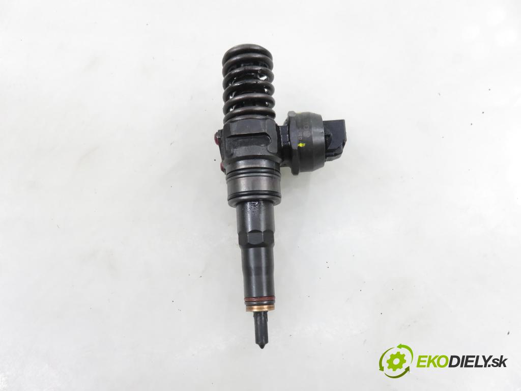 VW CADDY III Furgon (2KA, 2KH, 2CA, 2CH) FURGON 2006 77,00 1.9 TDI - BLS 1896,00 Vstrekovač 038130073BN ; 0414720313 (Vstrekovač paliva)