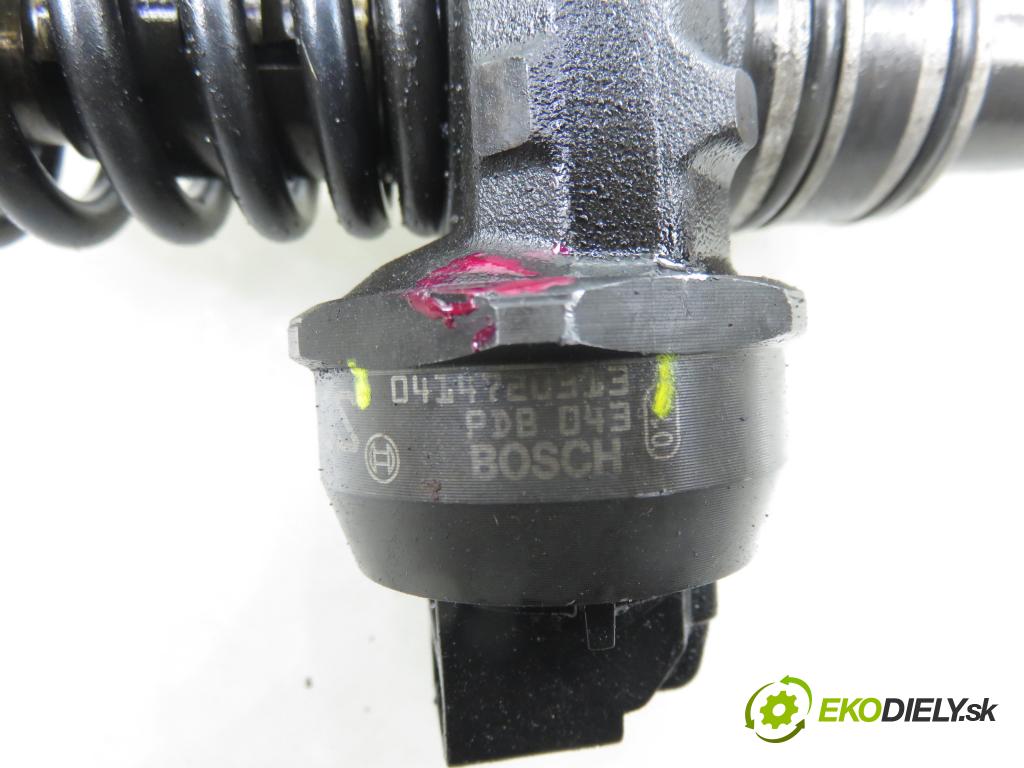 VW CADDY III Furgon (2KA, 2KH, 2CA, 2CH) FURGON 2006 77,00 1.9 TDI - BLS 1896,00 Vstrekovač 038130073BN ; 0414720313 (Vstrekovač paliva)