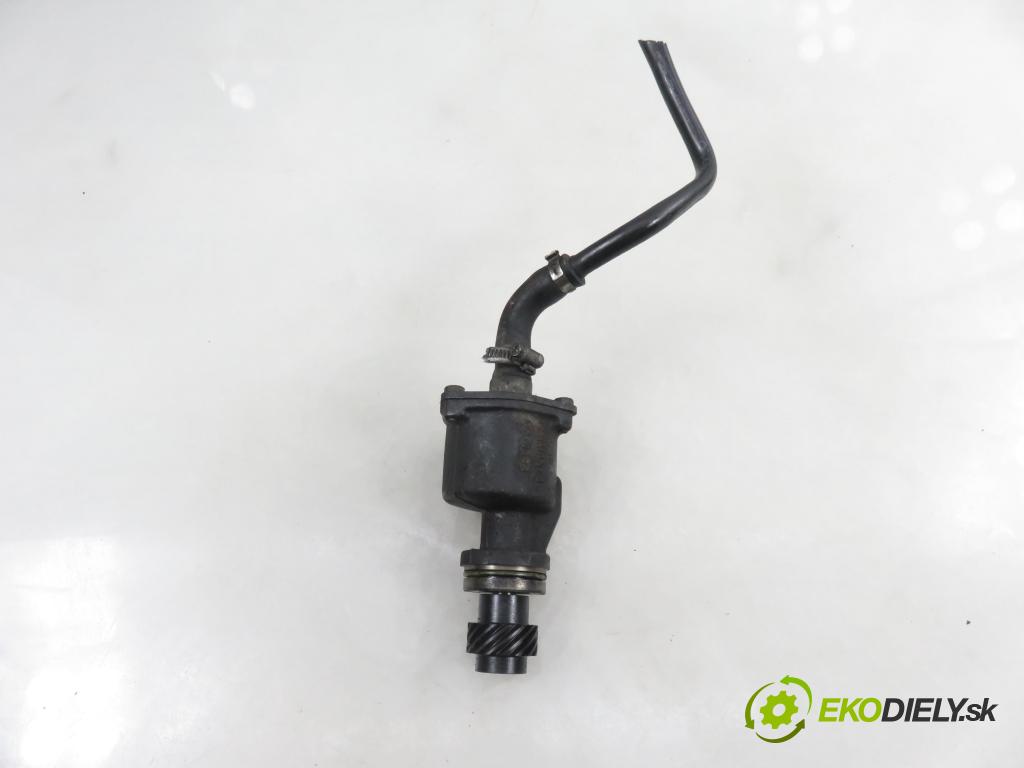 AUDI A4 (8D2, B5) KOMBI 1998 81,00 1.9 TDI 110 - AFN 1896,00 Pumpa vákuová 028207A