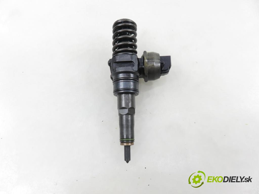 AUDI A4 Avant (8E5, B6) KOMBI 2003 96,00 1.9 TDI PD 130 - AVF 1896,00 vstříkovač 038130073BA ; 0414720216 (Vstřikovač paliva)