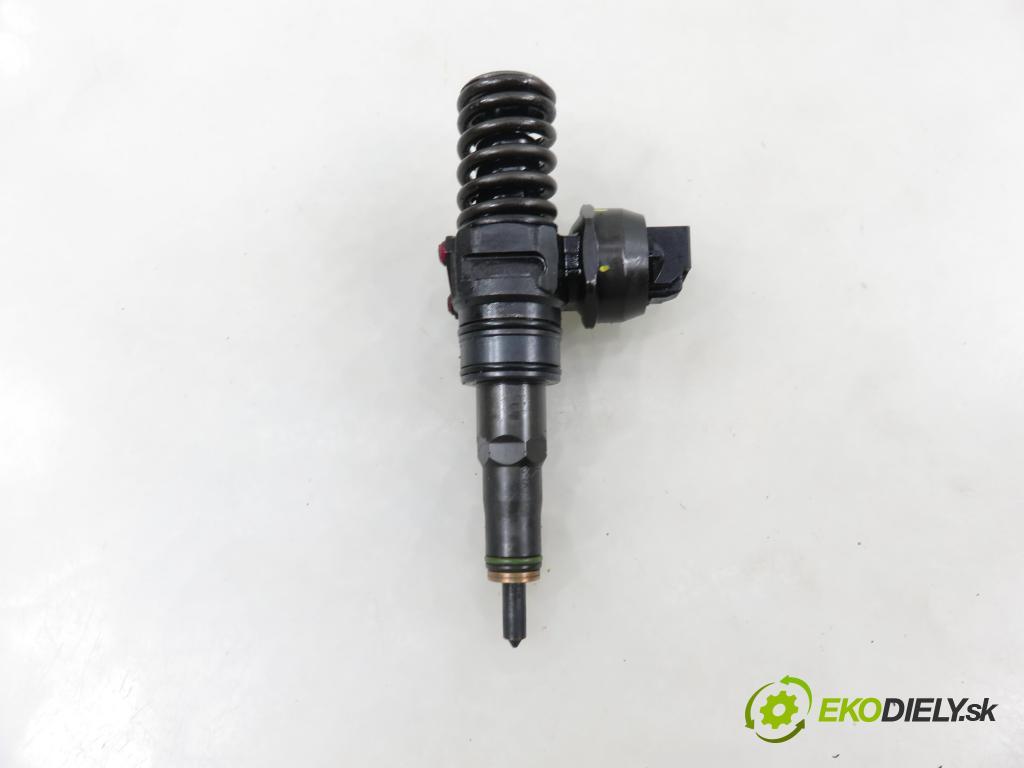 AUDI A4 Avant (8E5, B6) KOMBI 2003 96,00 1.9 TDI PD 130 - AVF 1896,00 vstříkovač 038130073BA ; 0414720216 (Vstřikovač paliva)