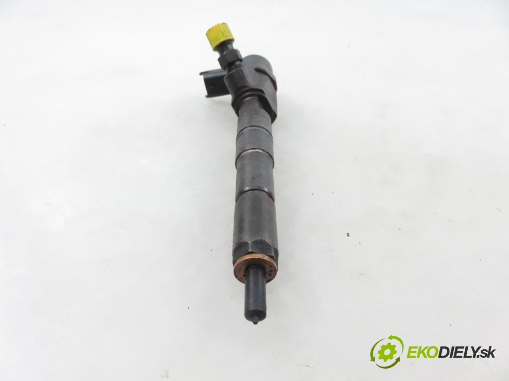 FIAT BRAVO II (198_) HB 2006 77,00 1.6 D Multijet - 198 A3.000 1598,00 vstrekovač 0445110300 (Vstrekovač paliva)