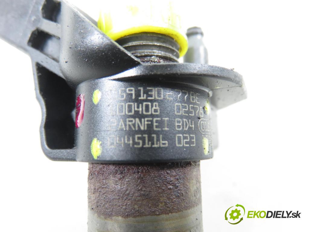 AUDI Q5 (8R) SUV 2010 176,00 3.0 TDI quattro - CCWA 2967,00 vstrekovač 059130277BE ; 0445116023 (Vstrekovač paliva)