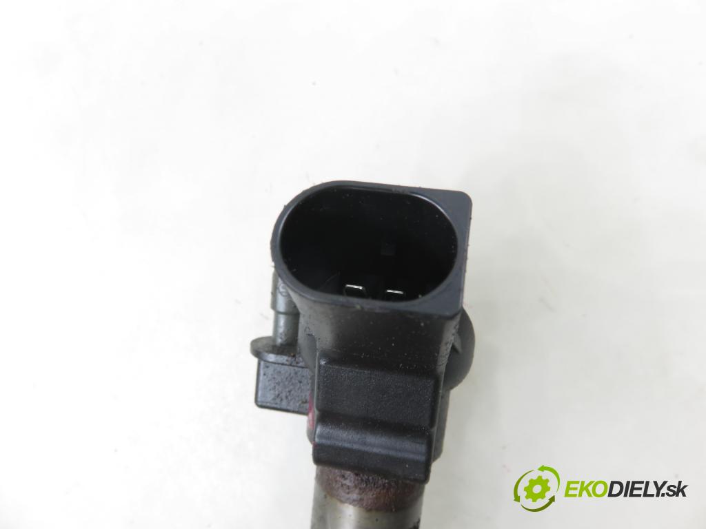 AUDI Q5 (8R) SUV 2010 176,00 3.0 TDI quattro - CCWA 2967,00 vstrekovač 059130277BE ; 0445116023 (Vstrekovač paliva)