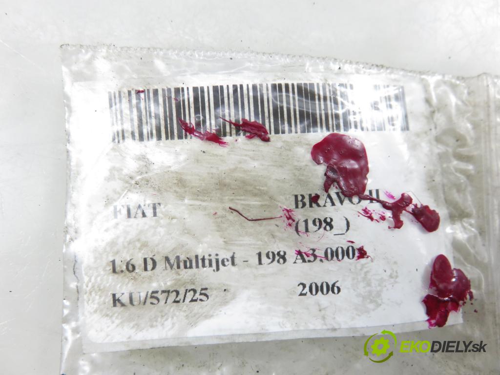 FIAT BRAVO II (198_) HB 2006 77,00 1.6 D Multijet - 198 A3.000 1598,00 vstrekovač 0445110300 (Vstrekovač paliva)