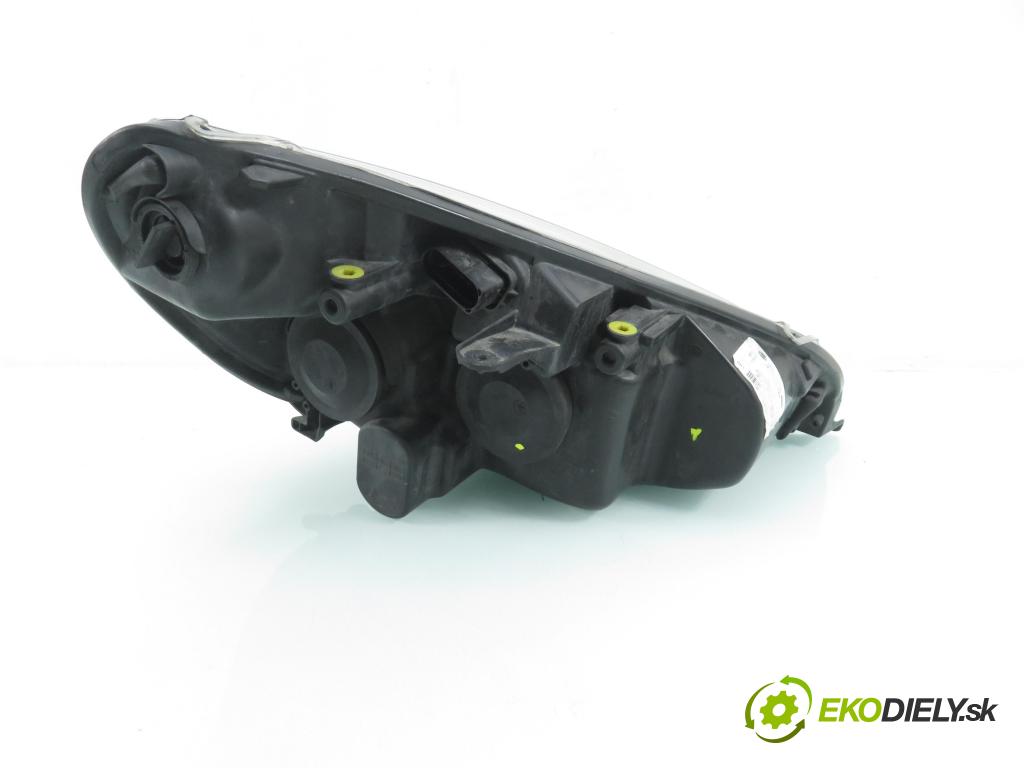 FORD S-MAX (WA6) MINIVAN 2014 120,00 2.0 TDCi - TXWA 1997,00 Svetlo LP