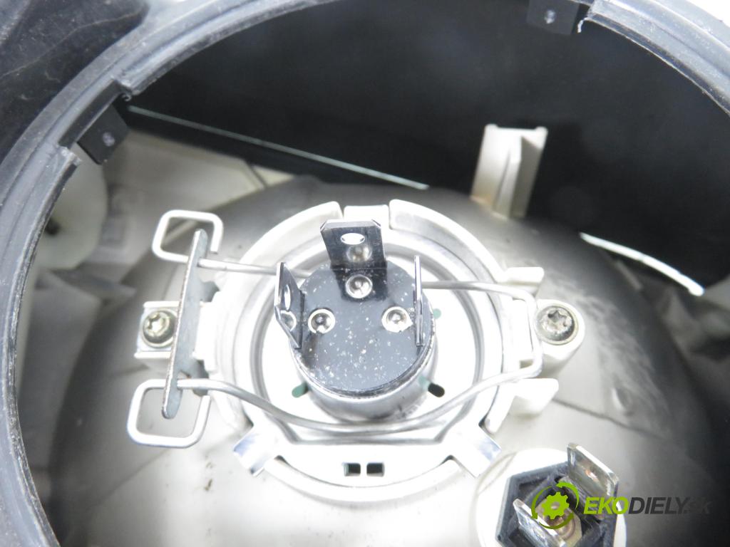 MITSUBISHI SPACE STAR nadwozie wielkoprzestrzenne (MPV) (DG_A) MINIVAN 2004 72,00 1.6 16V (DG3A) 98 - 4G18 1584,00 Svetlo LP