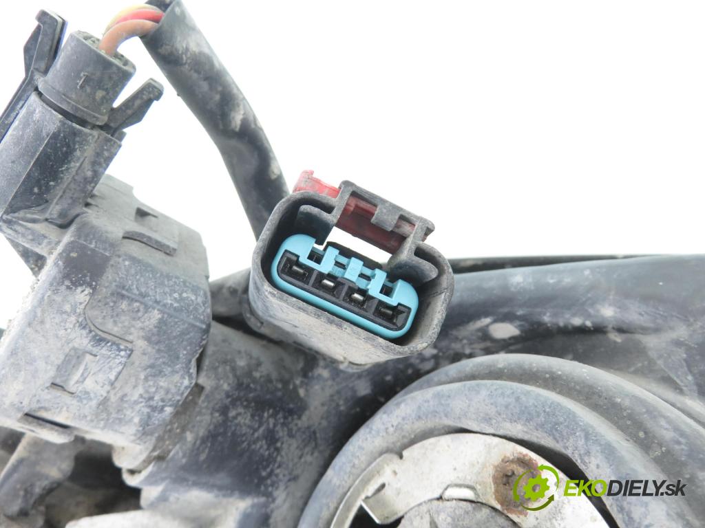 CHRYSLER PT CRUISER (PT_) MINIVAN 2001 104,00 2 - ECC 1996,00 světlo LP