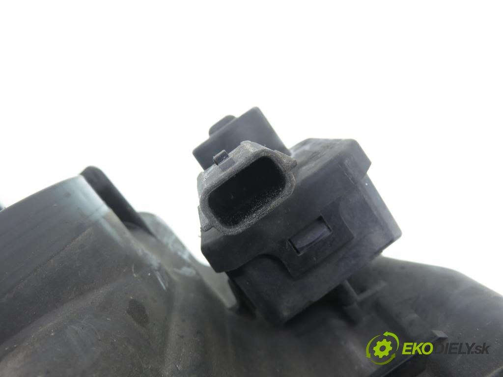 RENAULT ESPACE IV (JK0/1_) MINIVAN 2005 85,00 1.9 dCi 116 - F9Q 820 1870,00 Svetlo LP