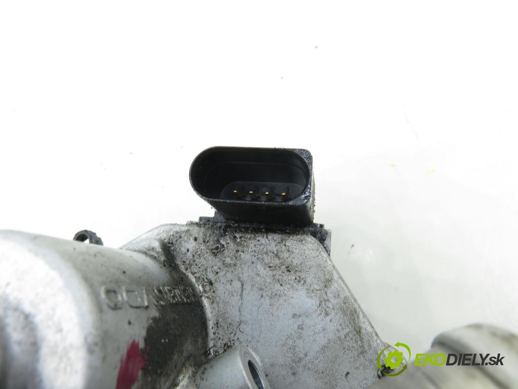 RENAULT GRAND SCENIC II (JM0/1_) MINIVAN 2006 0,00 1.9 dCi (JM15) - F9Q E 804 1870,00 škrtíci klapka 7701062300 ; 8200576664 ; A2C53107575 (Škrticí klapka)