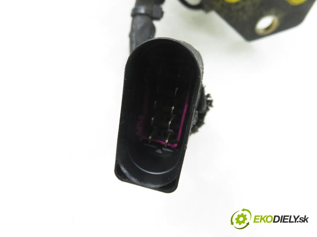 VW GOLF IV (1J1) HB 1999 50,00 1.9 SDI - AGP 1896,00 Pumpa vstrekovacia 038130107B ; 0460404972 (Vstrekovacie čerpadlo)