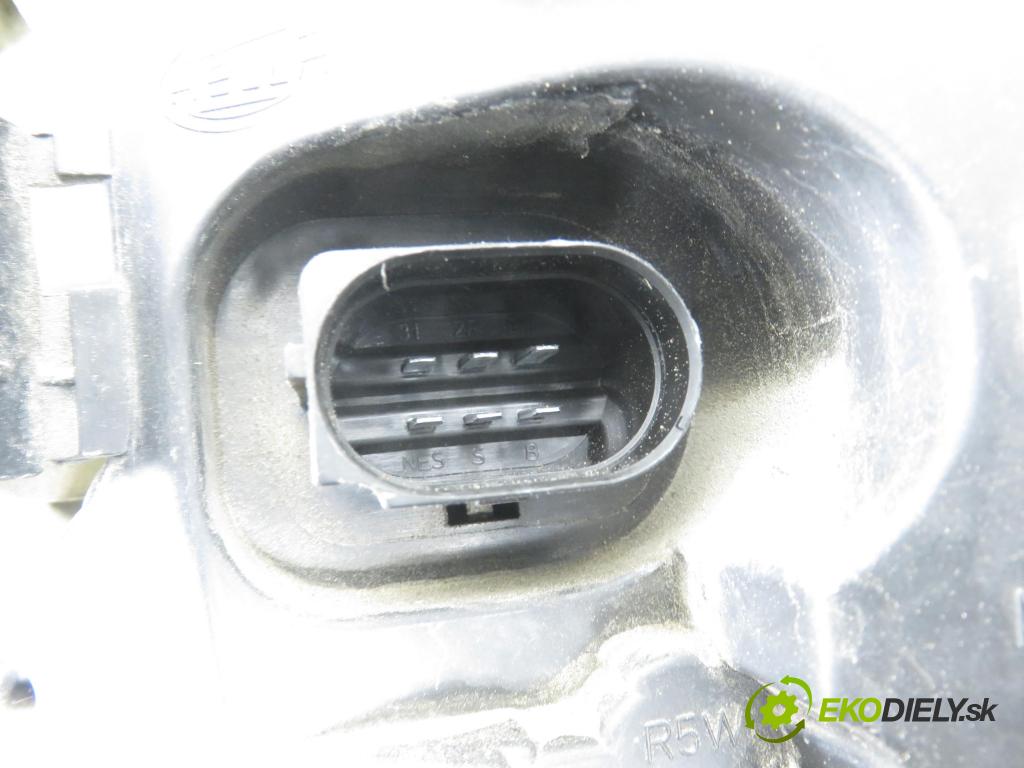 AUDI A4 (8E2, B6) SEDAN 2001 96,00 1.9 TDI PD 130 - AWX 1896,00 Svetlo ľavé zadné 8E0945095C