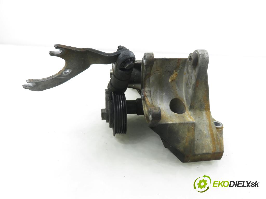 VW PASSAT B5.5 (3B3) SEDAN 2001 74,00 1.9 TDI PD 101 - AVB 1896,00 Uchytenie alternátora 038903143AE ; 038145283