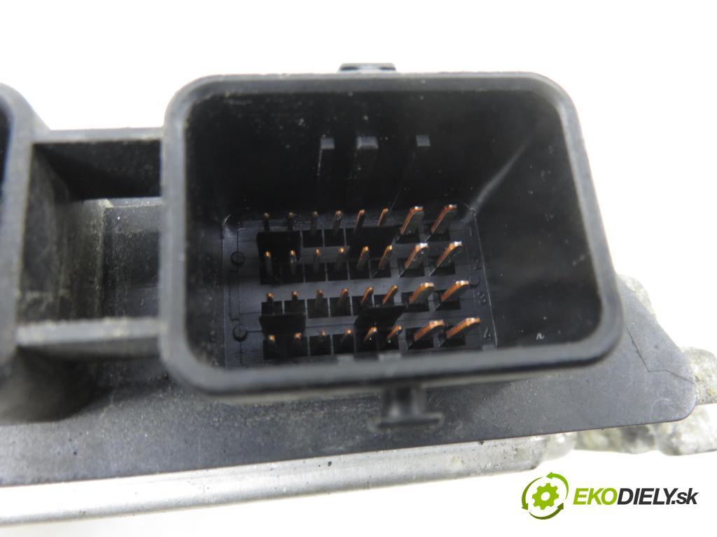 RENAULT ESPACE IV (JK0/1_) MINIVAN 2005 85,00 1.9 dCi 116 - F9Q 820 1870,00 Riadiaca jednotka Motor 0281011723 ; 8200311539