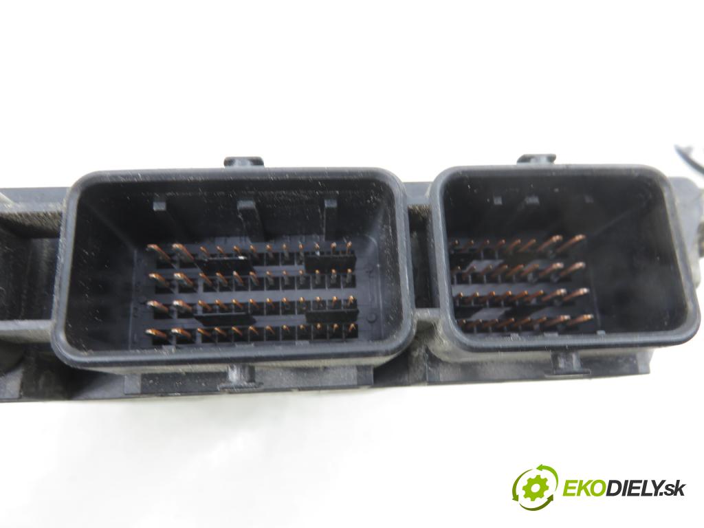 RENAULT ESPACE IV (JK0/1_) MINIVAN 2005 85,00 1.9 dCi 116 - F9Q 820 1870,00 Riadiaca jednotka Motor 0281011723 ; 8200311539