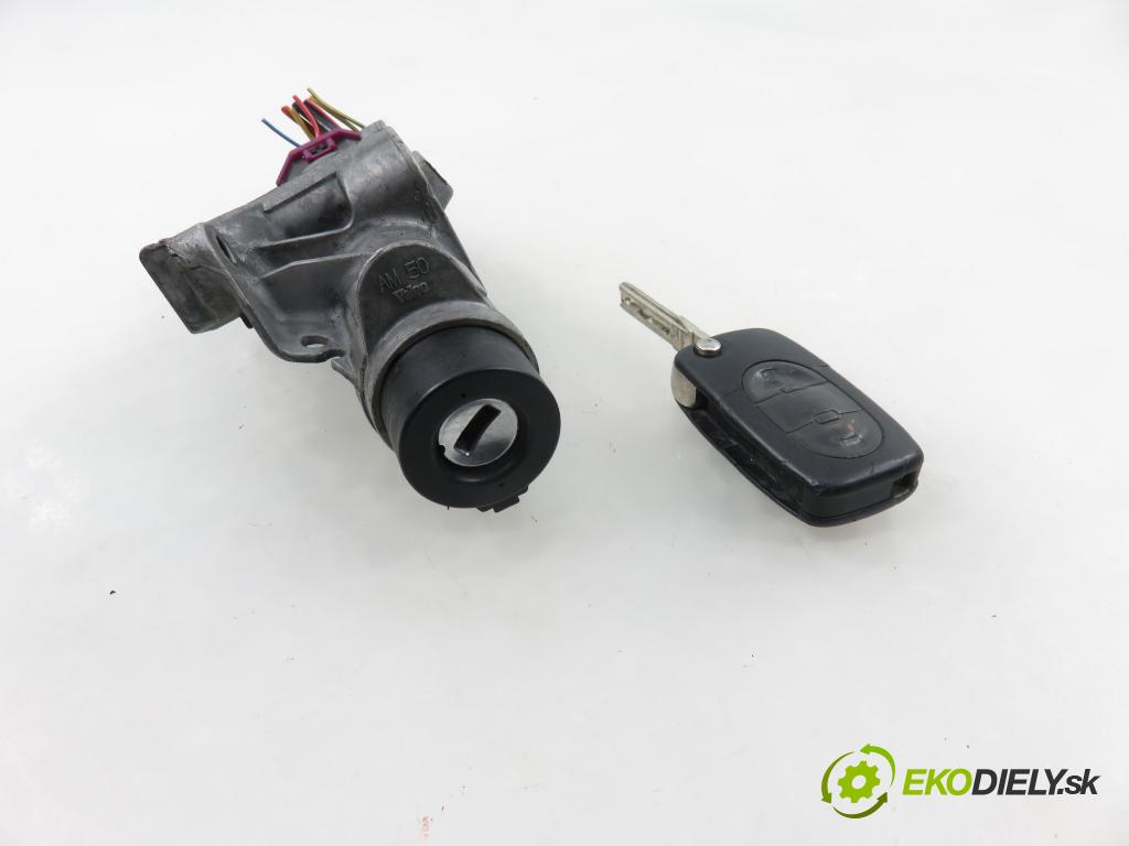 AUDI A4 (8E2, B6) SEDAN 2001 96,00 1.9 TDI PD 130 - AWX 1896,00 spinačka 4B0905851C (Spínacia skrinka)