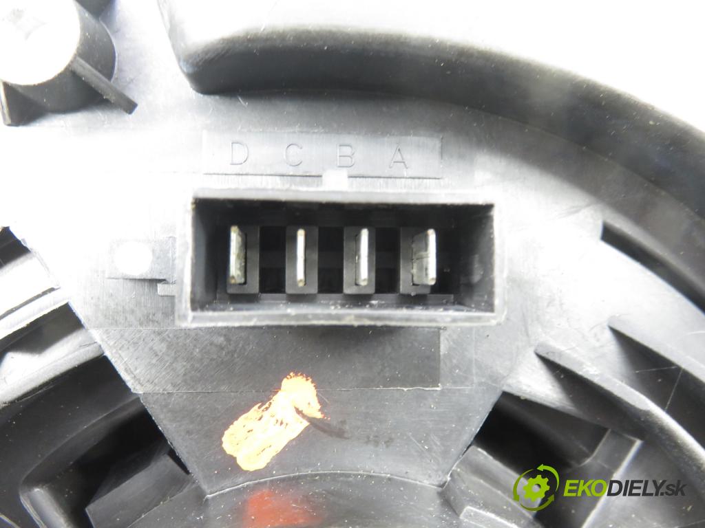 RENAULT ESPACE IV (JK0/1_) MINIVAN 2005 85,00 1.9 dCi 116 - F9Q 820 1870,00 Ventilátor vetráku 524922097